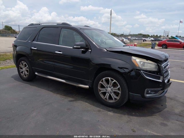 Salvage GMC Acadia Image