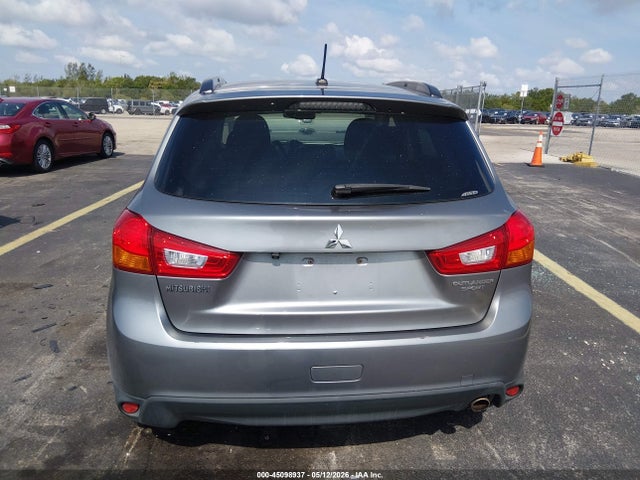 Mitsubishi Outlander Se