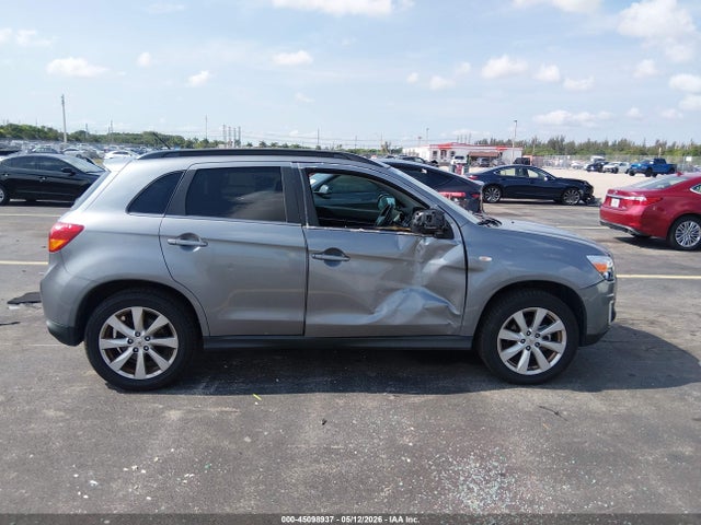 Mitsubishi Outlander Se