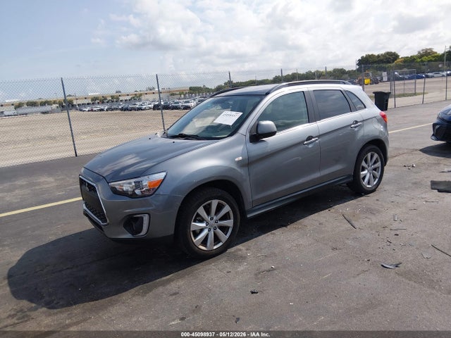 Mitsubishi Outlander Se