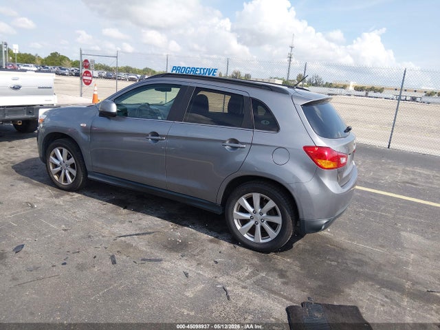 Mitsubishi Outlander Se