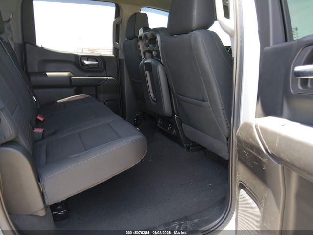 Chevrolet Silverado 1500 2wd  Short Bed Custom