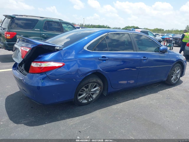 Toyota Camry Se