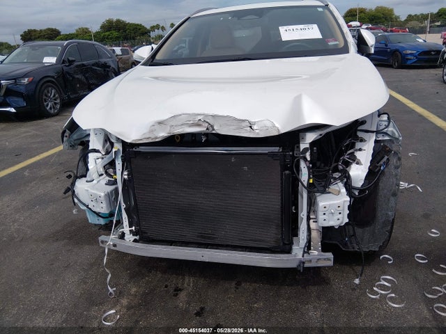 Lexus NX Premium