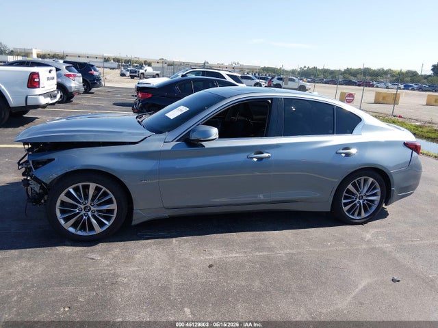 INFINITI Q50 3.0t Luxe