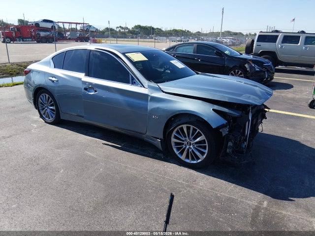 Salvage INFINITI Q50 Image