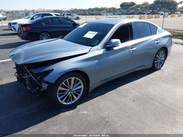INFINITI Q50 3.0t Luxe