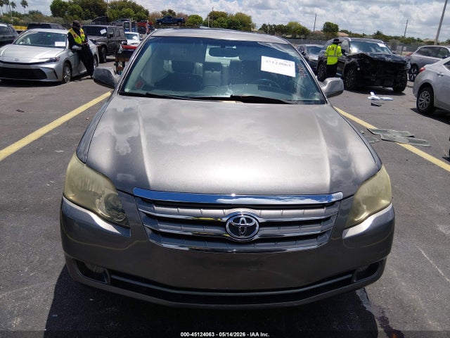 Toyota Avalon Xls