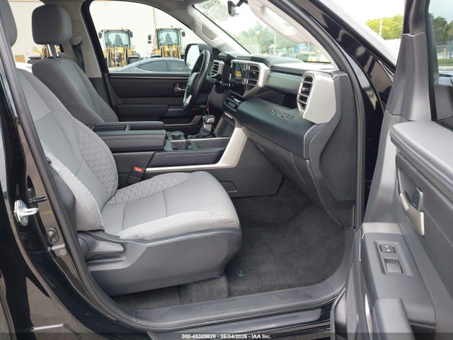 Toyota Tundra Sr5