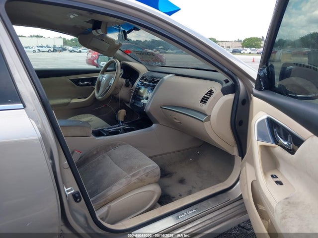 Nissan Altima 2.5 Sv