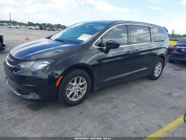 Chrysler Pacifica Touring