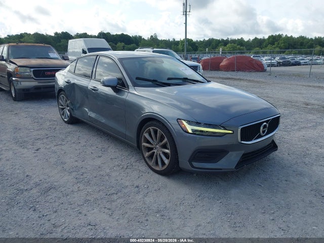 Salvage Volvo S60 Image