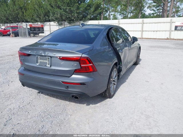 Volvo S60 T5 Momentum