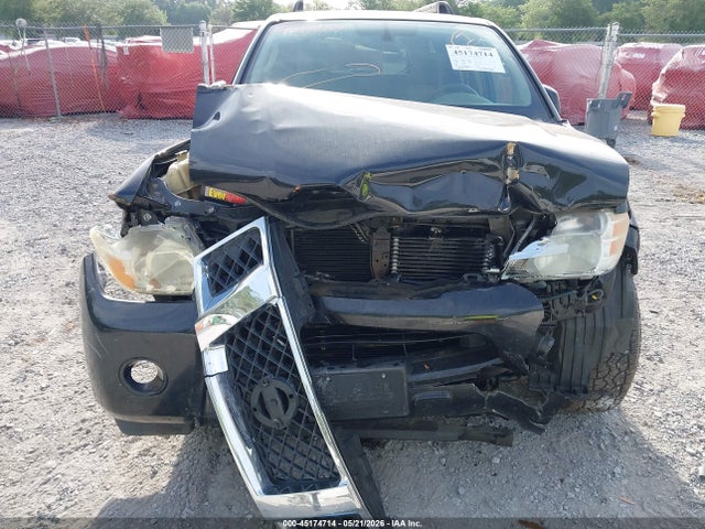 Nissan Pathfinder S