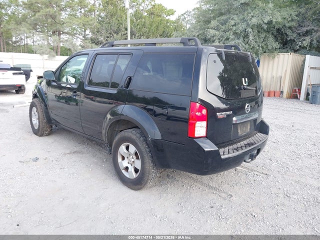 Nissan Pathfinder S