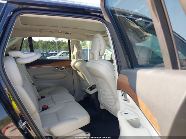 Volvo XC90 T5 Momentum 7 Passenger