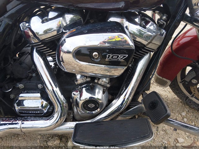 Harley-Davidson Flhr