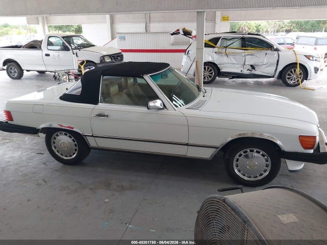 Mercedes-Benz 560 Sl