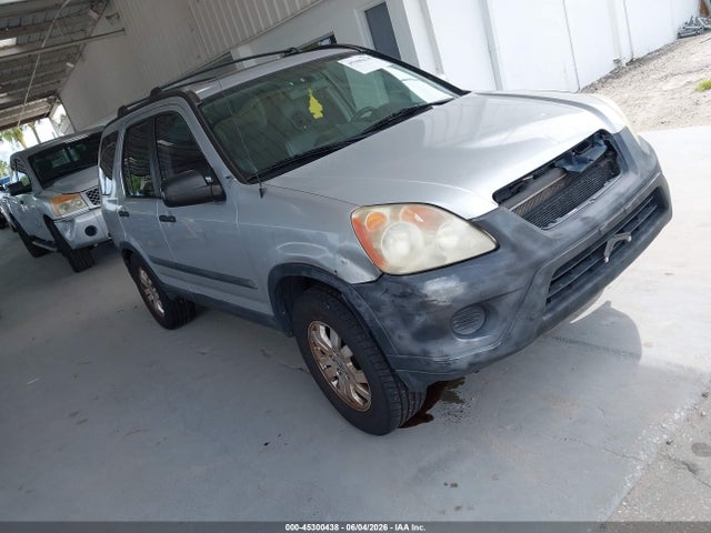 Salvage Honda CR-V Image