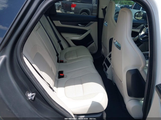 Jaguar F-PACE R-dynamic S P400 Awd Automatic