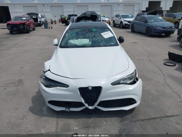 Alfa Romeo Giulia Ti Sport