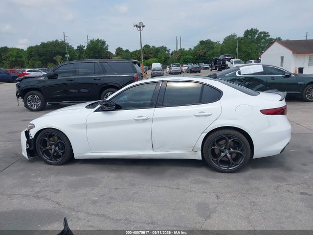 Alfa Romeo Giulia Ti Sport