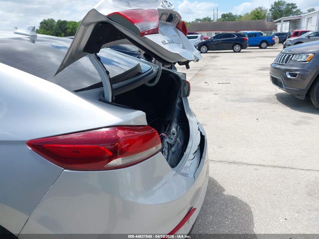 Hyundai ELANTRA Value Edition