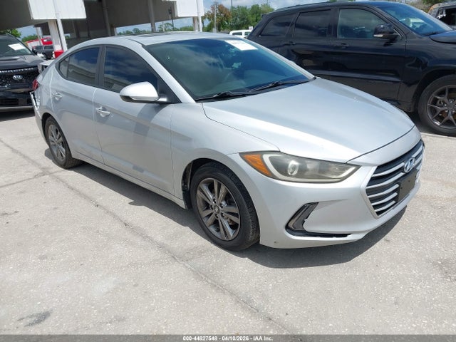 Salvage Hyundai ELANTRA Image