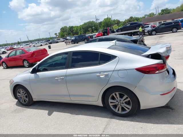 Hyundai ELANTRA Value Edition