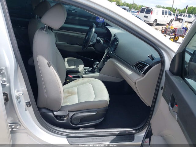 Hyundai ELANTRA Value Edition