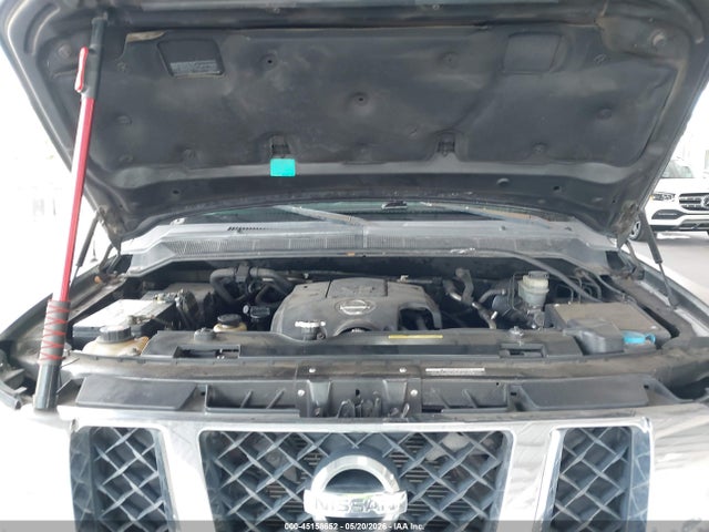 Nissan Titan Se