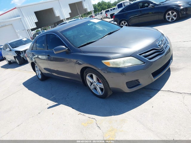 Salvage Toyota Camry Image