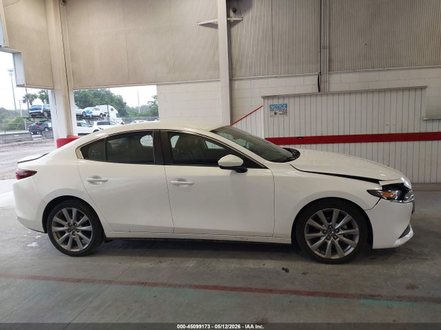 Mazda Mazda3 Select