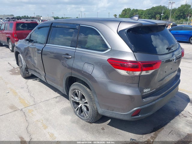 Toyota Highlander Le Plus