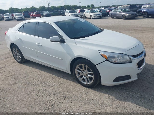 Salvage Chevrolet Malibu Image