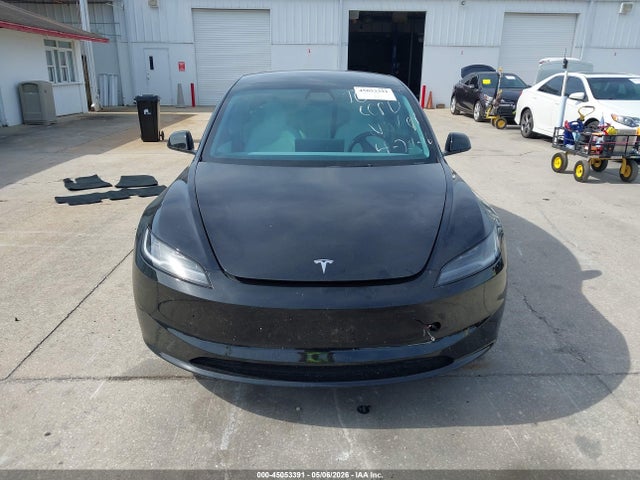Tesla Model 3 Long Range All-wheel Drive