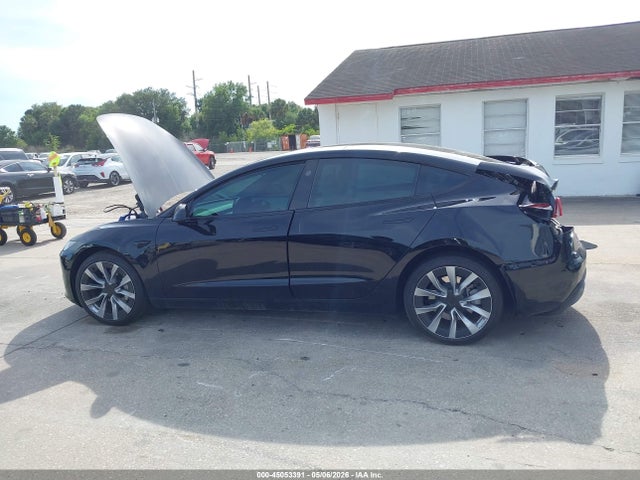 Tesla Model 3 Long Range All-wheel Drive