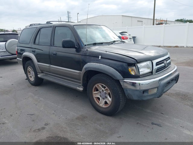Salvage Toyota 4Runner Image