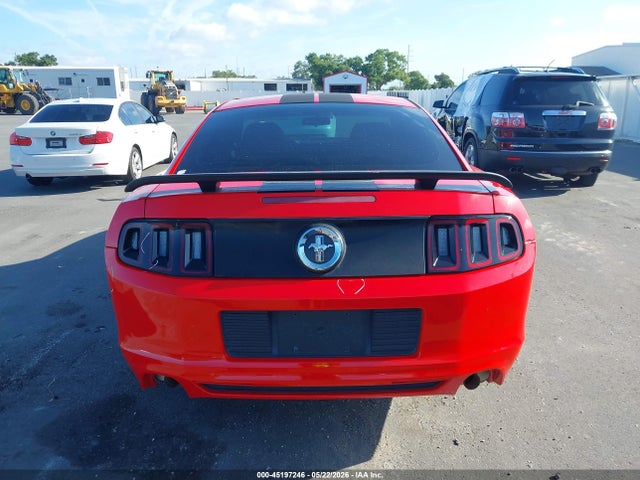 Ford Mustang V6