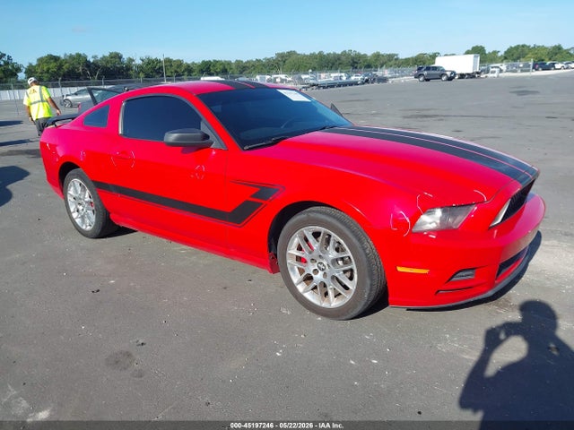 Salvage Ford Mustang Image