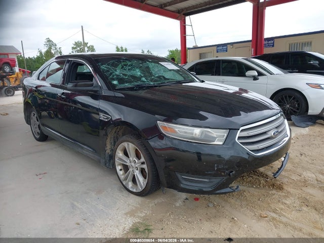Salvage Ford Taurus Image