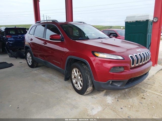 Salvage Jeep Cherokee Image