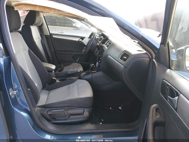 Volkswagen Jetta 1.4t S