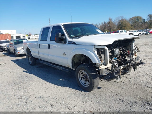 Salvage Ford F-350 Image
