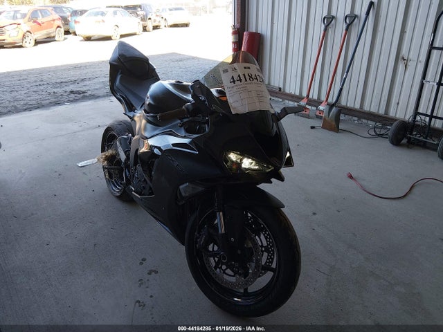 Salvage Kawasaki Zx636 Image