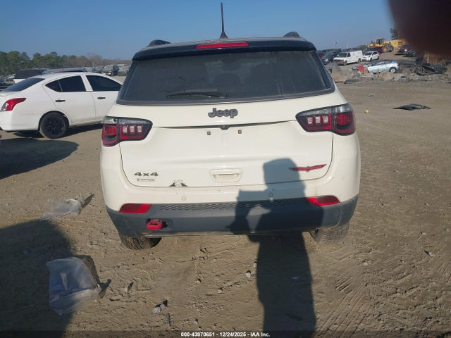 Jeep Compass Trailhawk