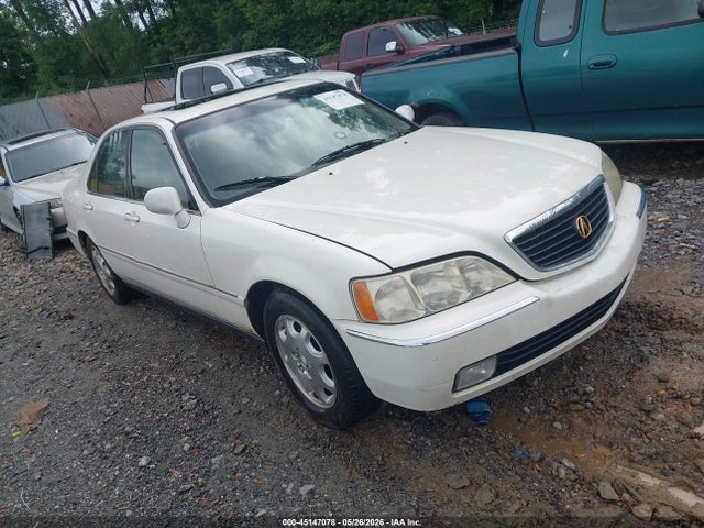 Salvage Acura RL Image