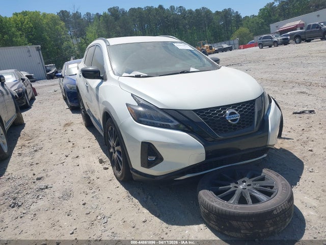 Salvage Nissan Murano Image