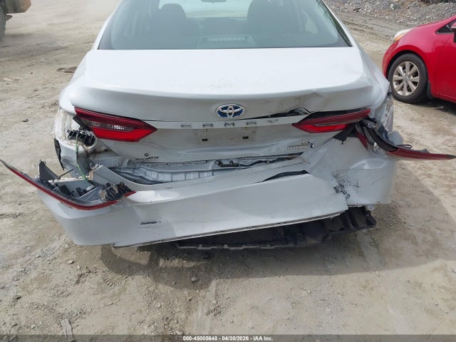 Toyota Camry Le Hybrid
