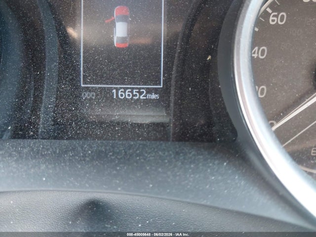 Toyota Camry Le Hybrid